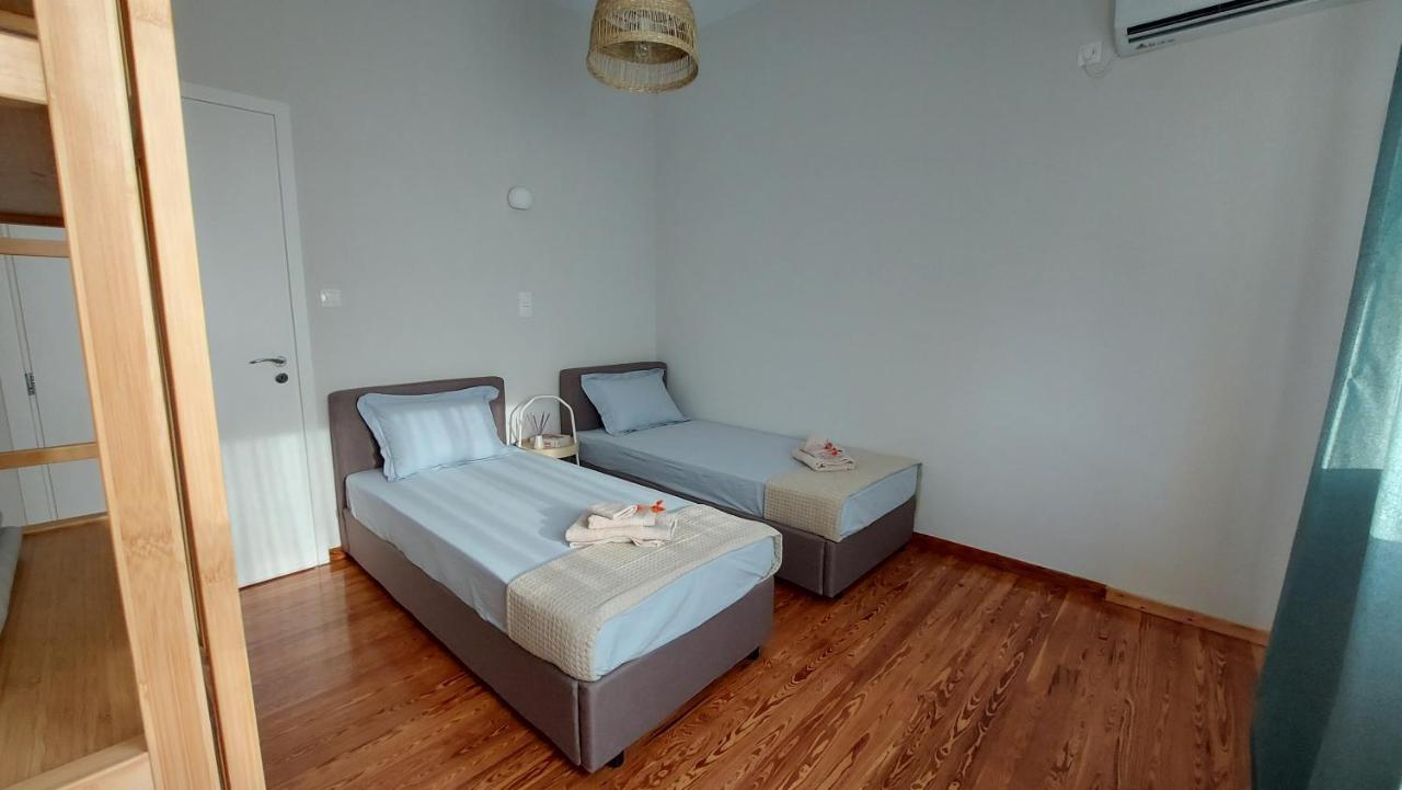 Onar Beachfront Residence, Loutraki 외부 사진